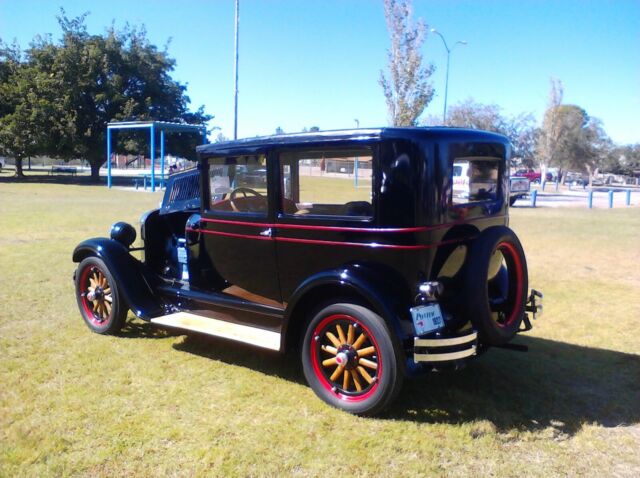 rare classic 1927 pontiac/oakland landau 6-27