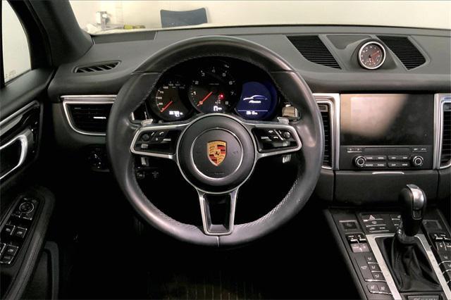 2018 porsche macan base
