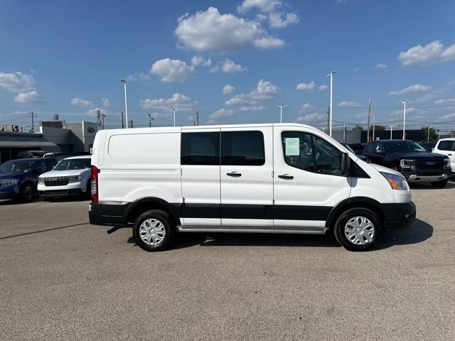 2020 ford transit-250 base