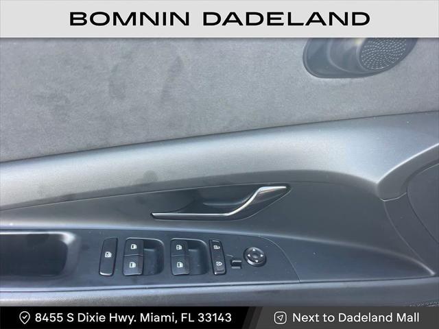 2023 hyundai elantra se