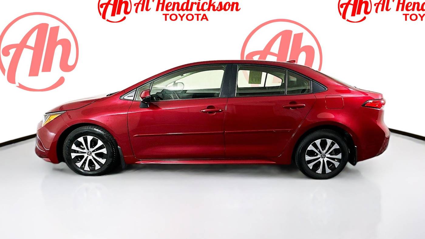 2022 toyota corolla hybrid le