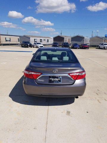 2017 toyota camry xle