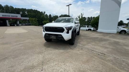 2024 Toyota Tacoma trd off-road