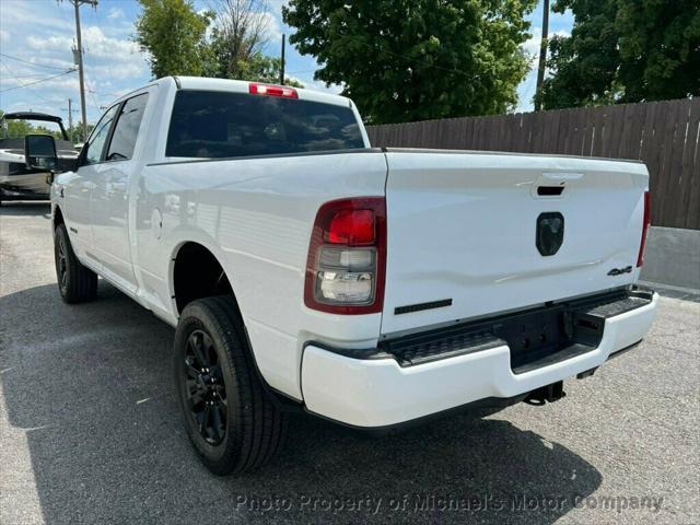 2023 ram 2500 night edition - 4x4 - cummins diesel - 20s- clean - 2 keys