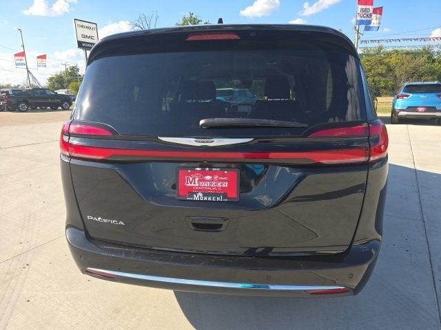 2023 chrysler pacifica touring-l