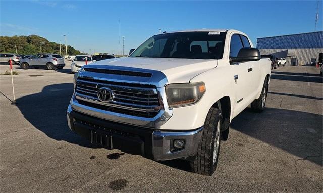 2016 toyota tundra sr5