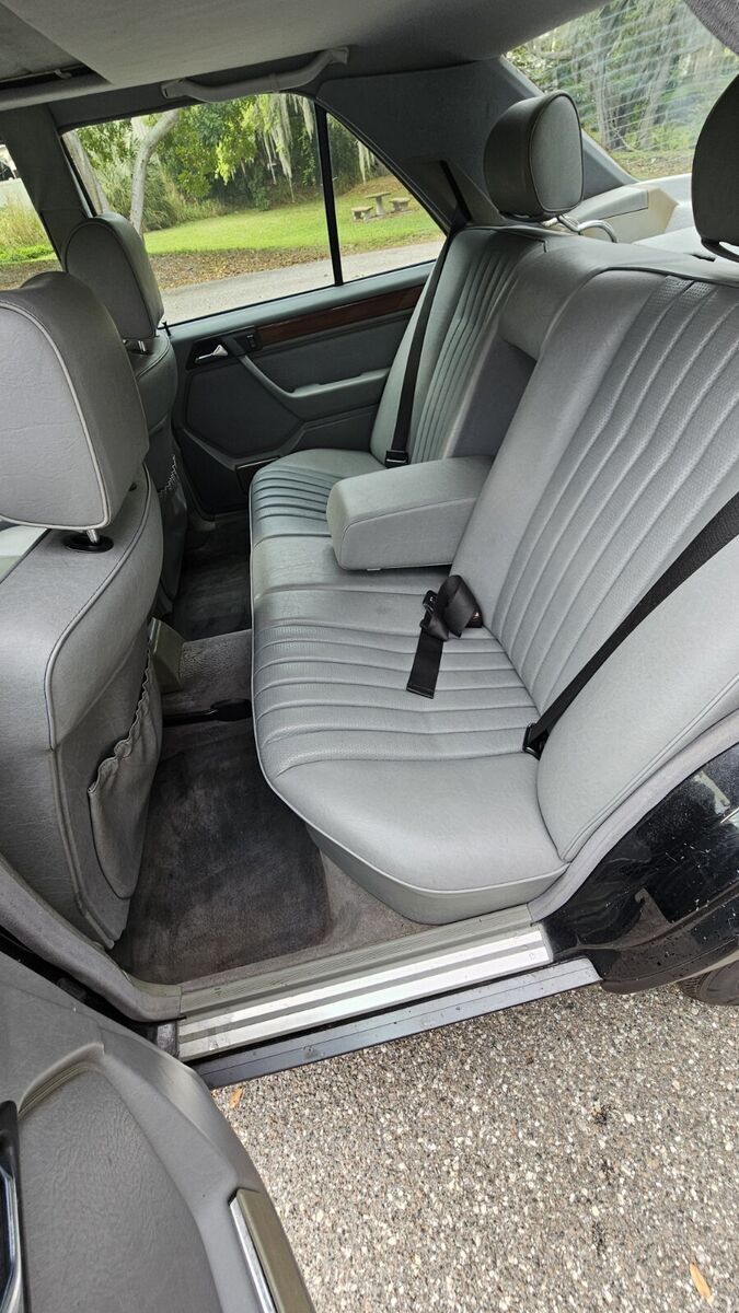 1993 mercedes benz 300 turbo diesel
