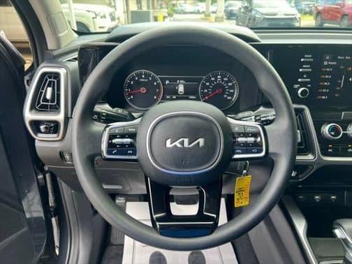 2023 kia sorento lx 4dr front-wheel drive in gainesville, florida