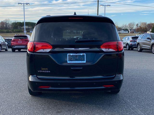 2020 chrysler voyager lxi