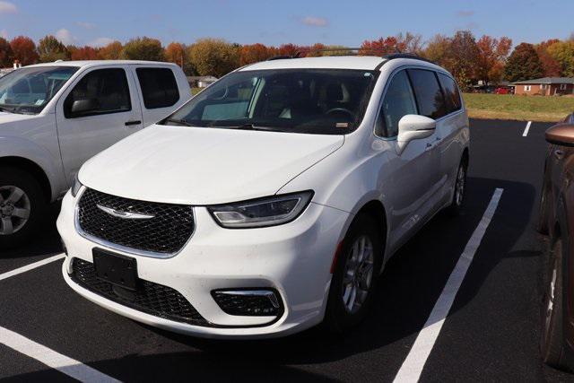 2022 chrysler pacifica touring l