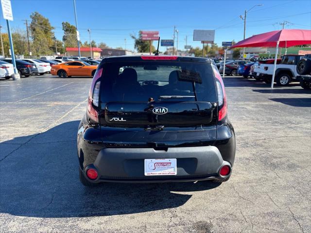 2016 kia soul base