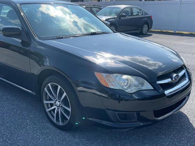 2009 subaru legacy base