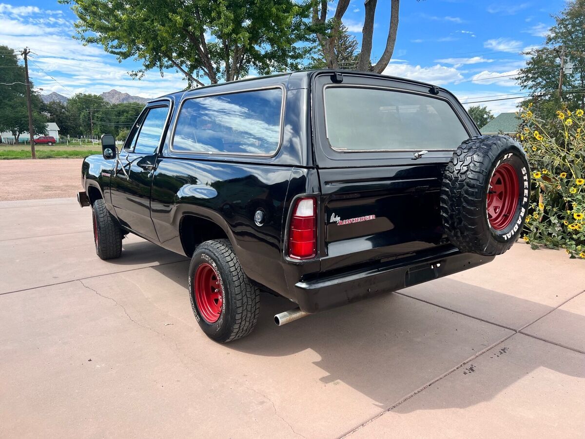 1979 dodge ramcharger suv black