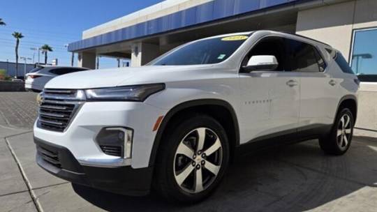 2023 chevrolet traverse lt leather