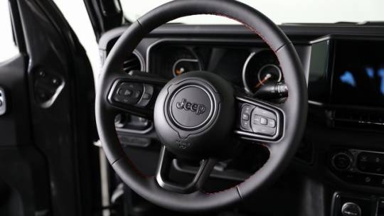 2024 Jeep Gladiator