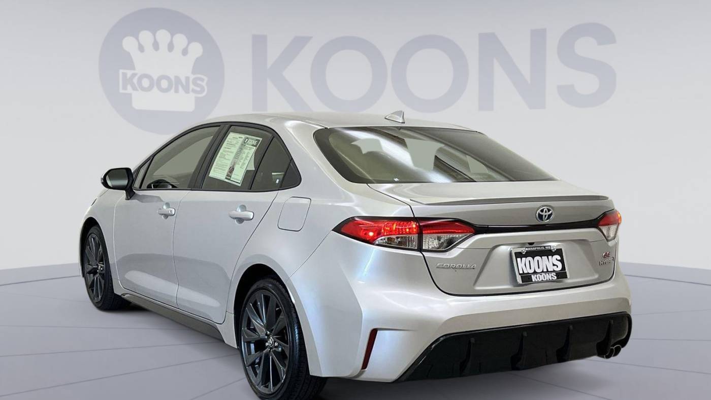 2024 toyota corolla hybrid se