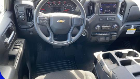 new 2024 chevrolet silverado 1500 custom crew cab short bed 2wd