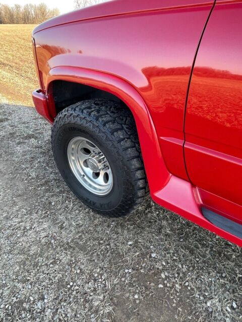 1994 gmc yukon suv red 4wd automatic sle