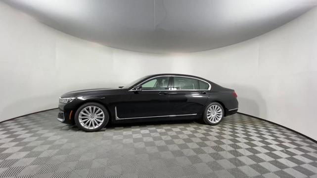 2022 bmw 740 i
