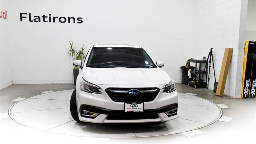 2022 subaru legacy limited xt