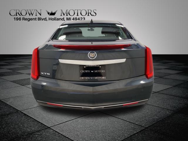 2013 cadillac xts base