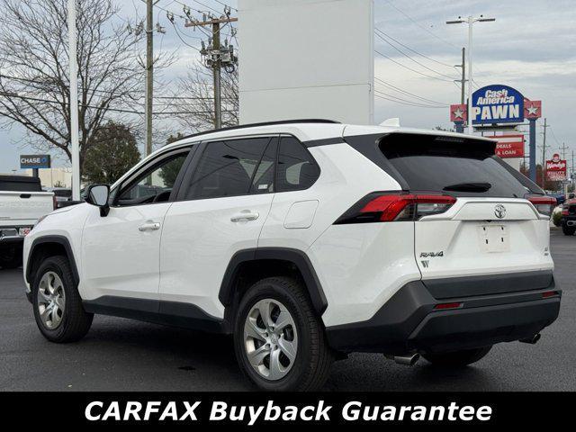 2021 toyota rav4 le