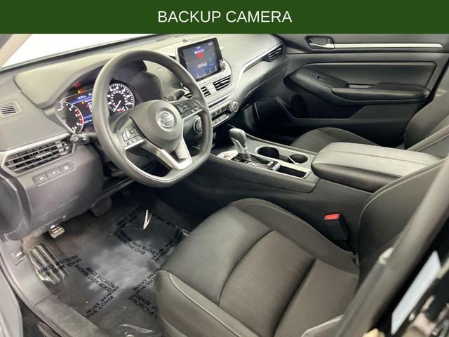 2022 nissan altima 2.5 sv