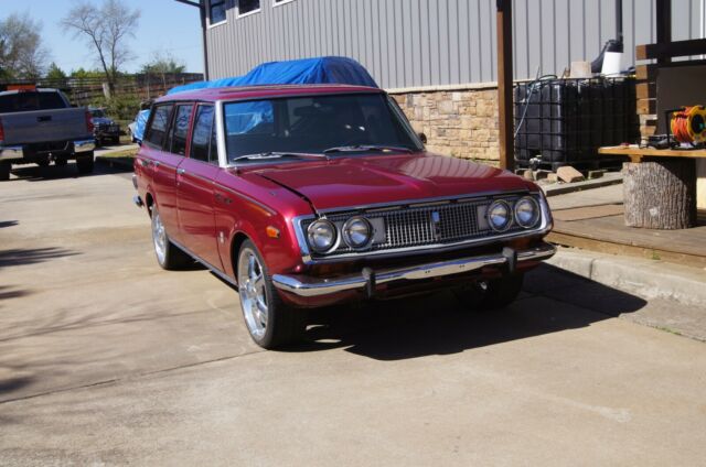 1970 toyota mark ii 1900 cc inline 4 automatic 4 doors survivor wagon hatchback