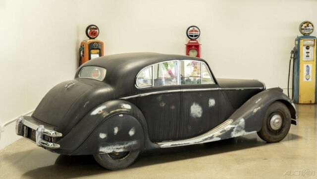 1949 jaguar mk v 3.5 liter saloon rock-solid original body