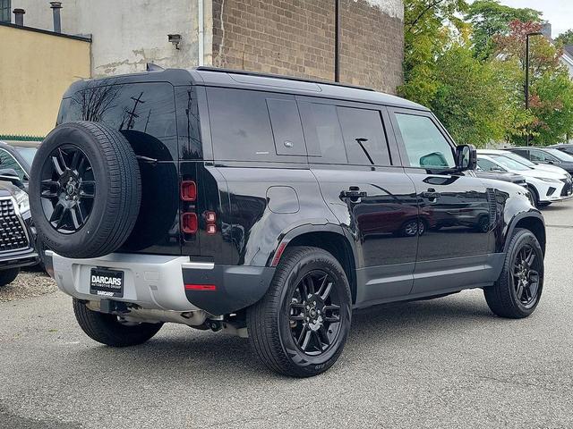 2024 land rover defender p300