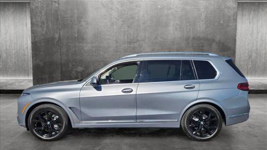 2025 BMW X7