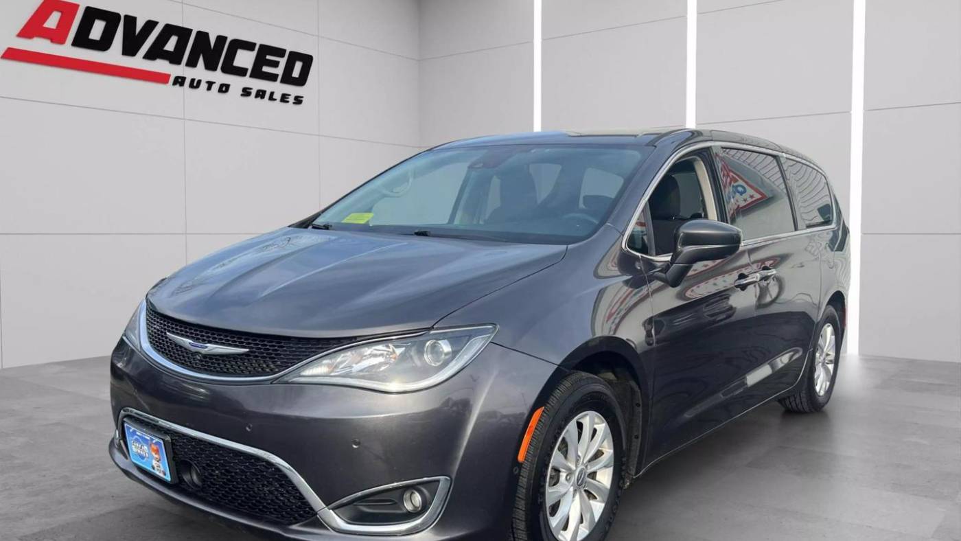 2019 chrysler pacifica touring plus