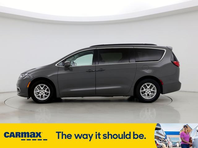 2022 chrysler pacifica touring l