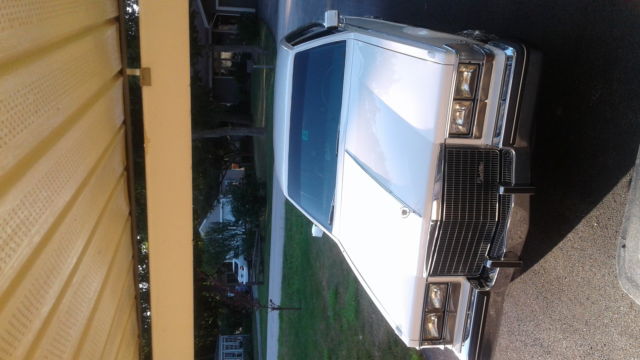 1985 cadillac seville buskelback white exterior with silver trim