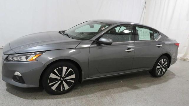 2019 nissan altima 2.5 sv