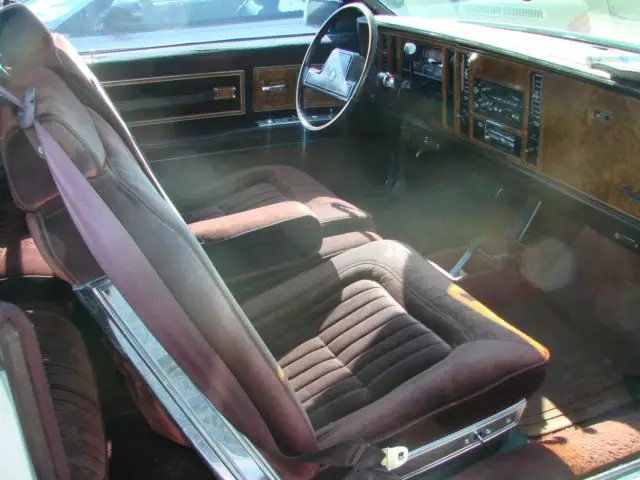 1985 buick riviera 5.0 v8 . everything original, good condition