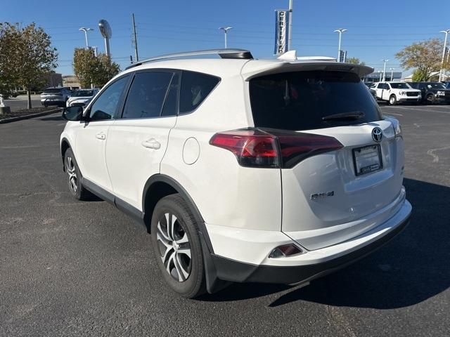 2016 toyota rav4 le