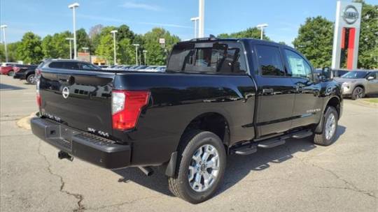2024 Nissan Titan