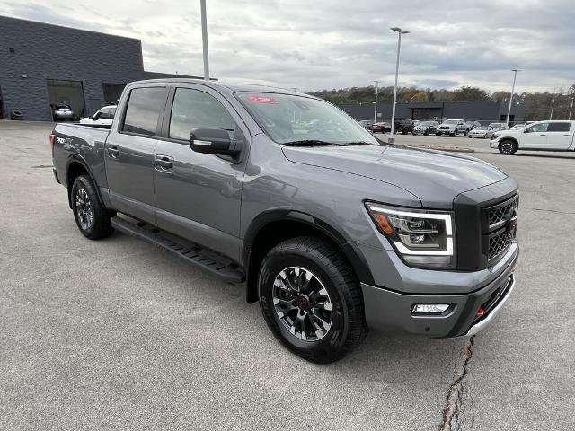 2024 nissan titan pro-4x