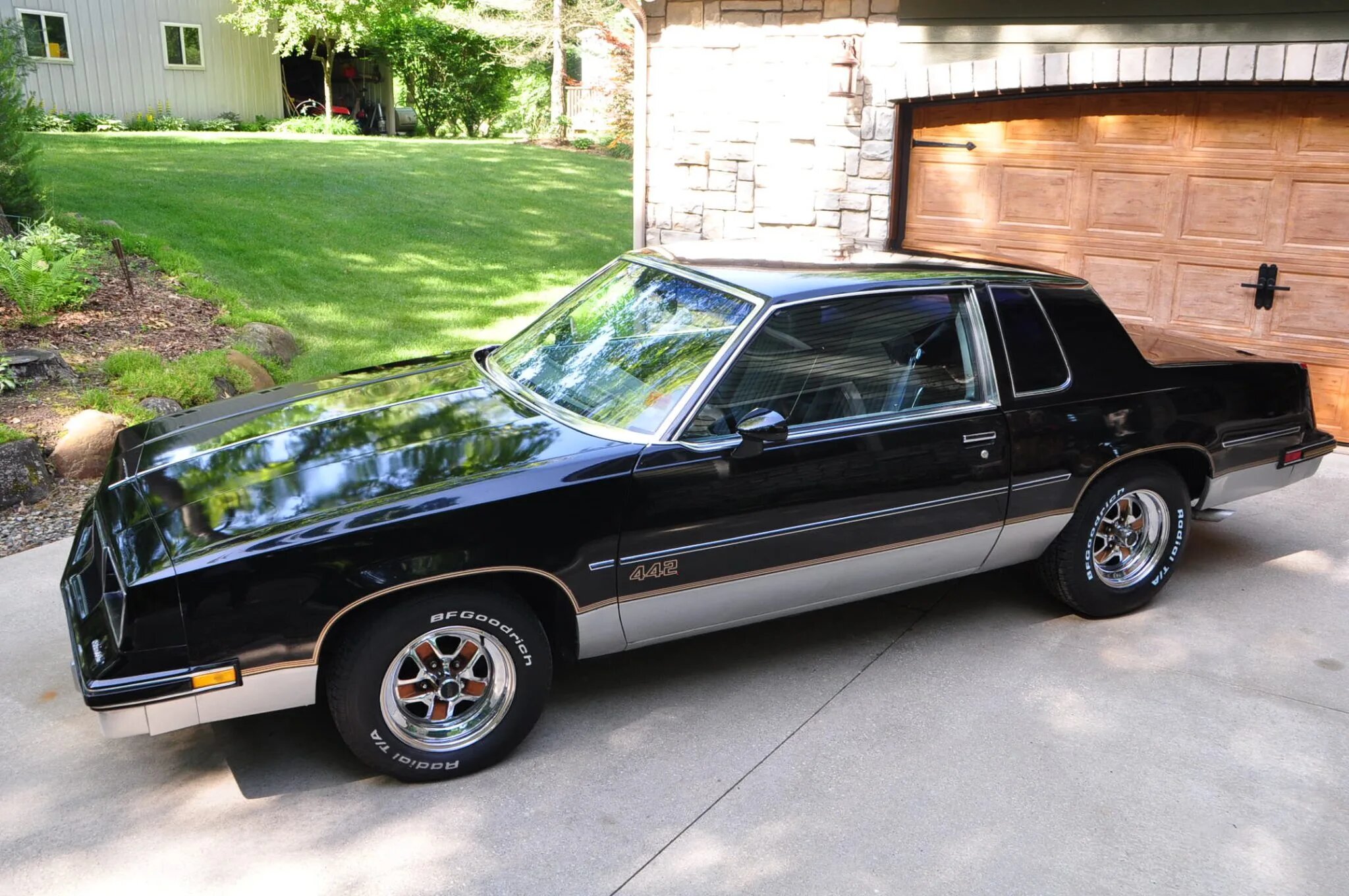 oldsmobile cutlass 442