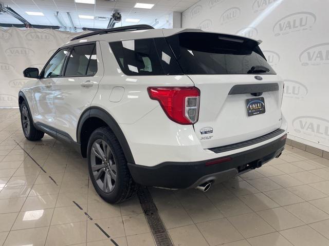 2021 ford explorer xlt