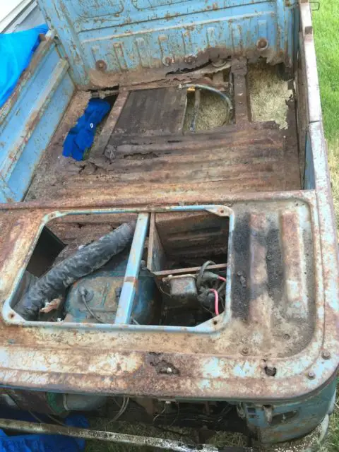 1970 subaru 360 truck (pickup) 2 cylinder engine 66 mpg, title in hand