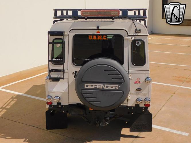 1992 land rover defender 110 in o'fallon, illinois