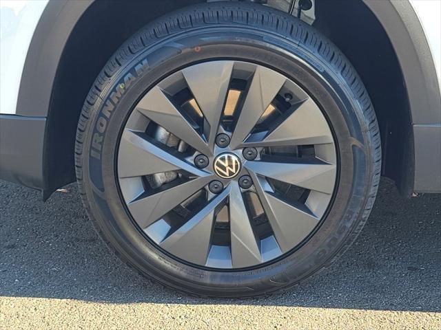 2022 volkswagen taos 1.5t s