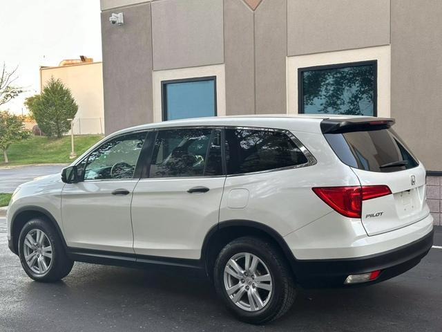 2017 honda pilot lx