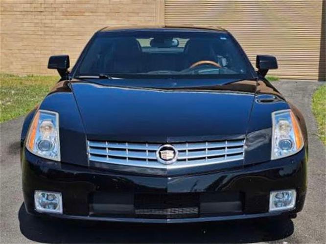 2008 cadillac xlr in hope mills, north carolina