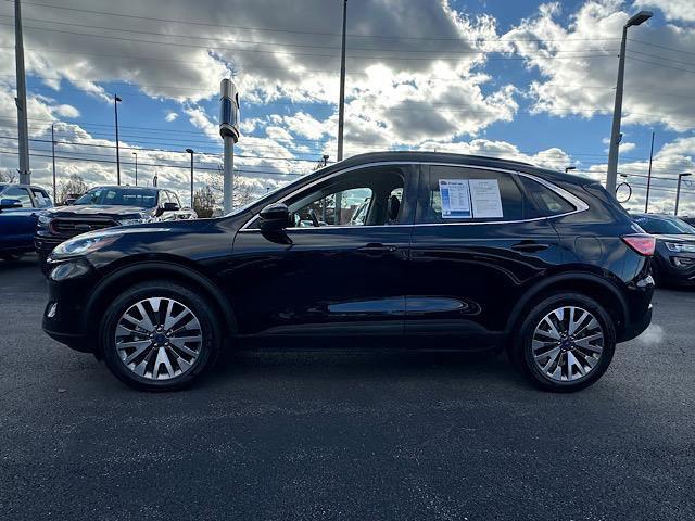 2021 ford escape titanium