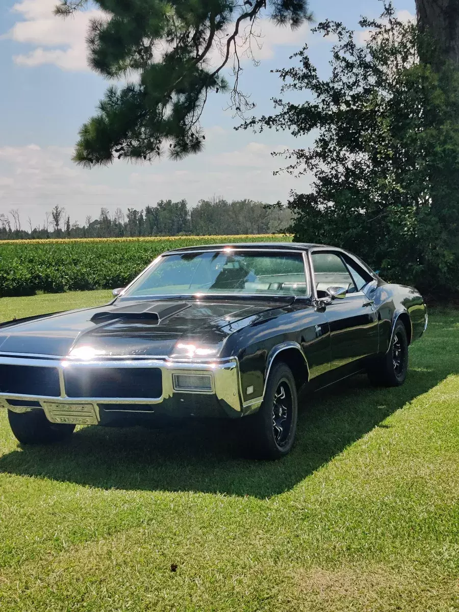 1968 buick riviera coupe black gs