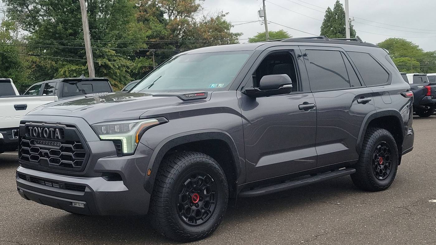 2023 toyota sequoia