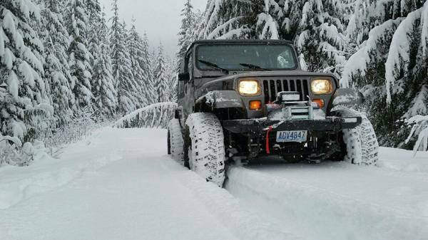 90 jeep wrangler yj 4.2l 8.8 ford axle 4:10 gear 35" tires 4wd built daily drivr
